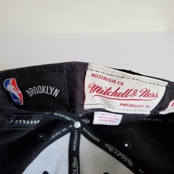 Vintage Mitchell & Ness NBA Brooklyn Nets Structured Fitted Cap Hat - Picture 9 of 9